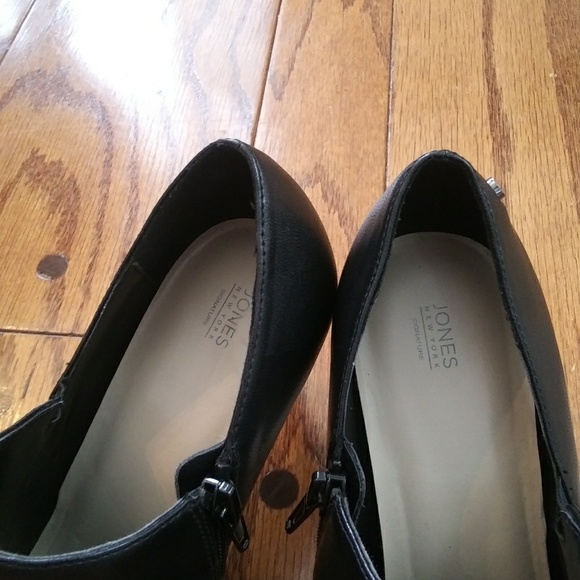 NEW Jones NY Jeannine black booties sz 8.5 - Picture 4 of 7